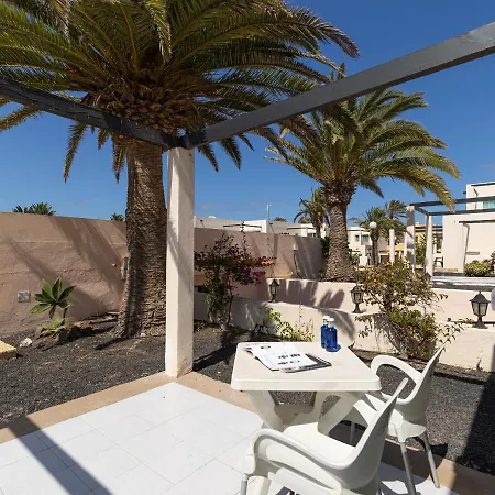 Aparthotel Homeforguest 13 Con Terraza Y Piscina En Corralejo