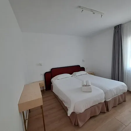 Aparthotel Homeforguest 13 Con Terraza Y Piscina En